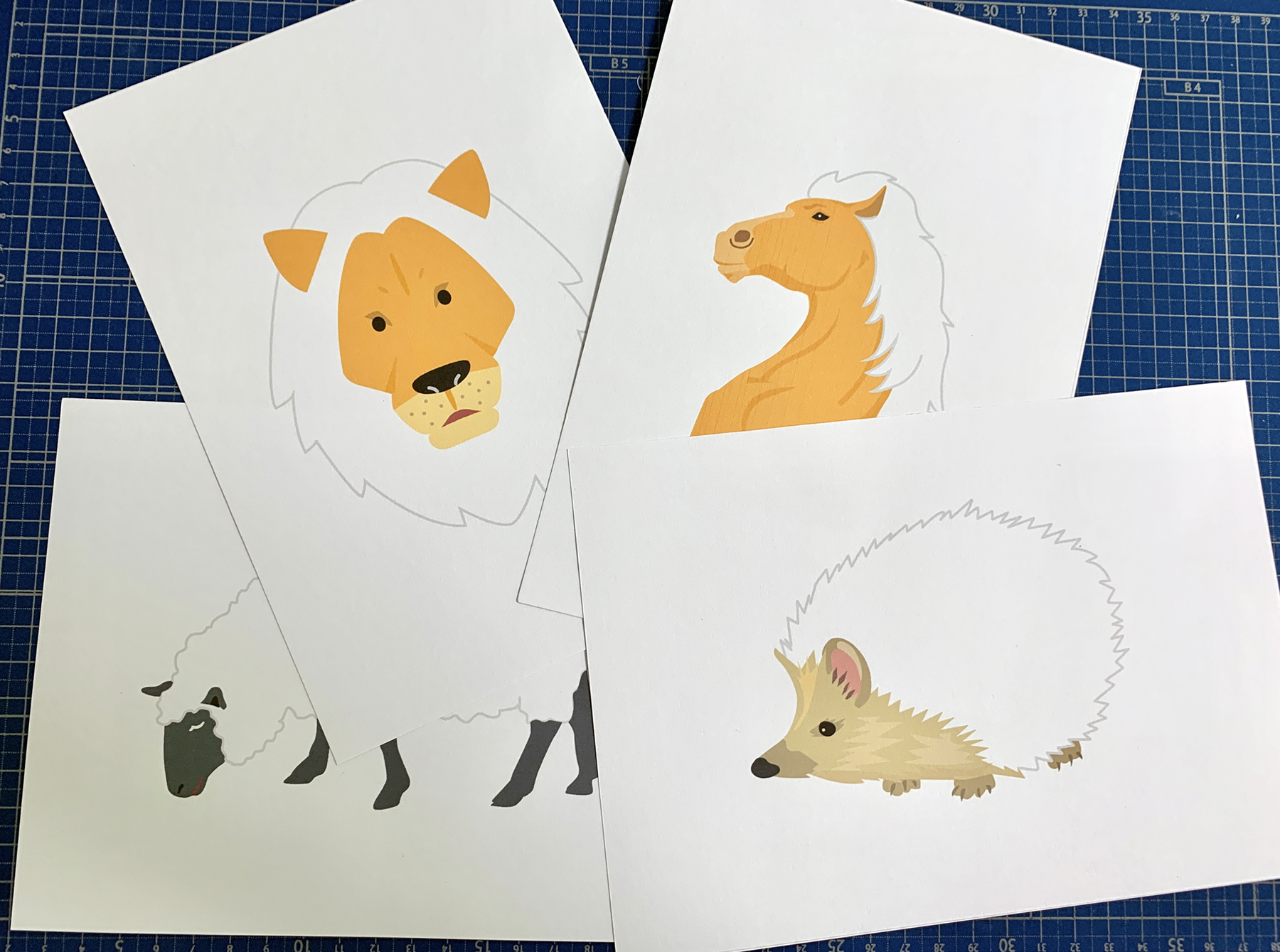 ちぎり絵（動物／ライオン、馬、羊、ハリネズミ）台紙を作成しました